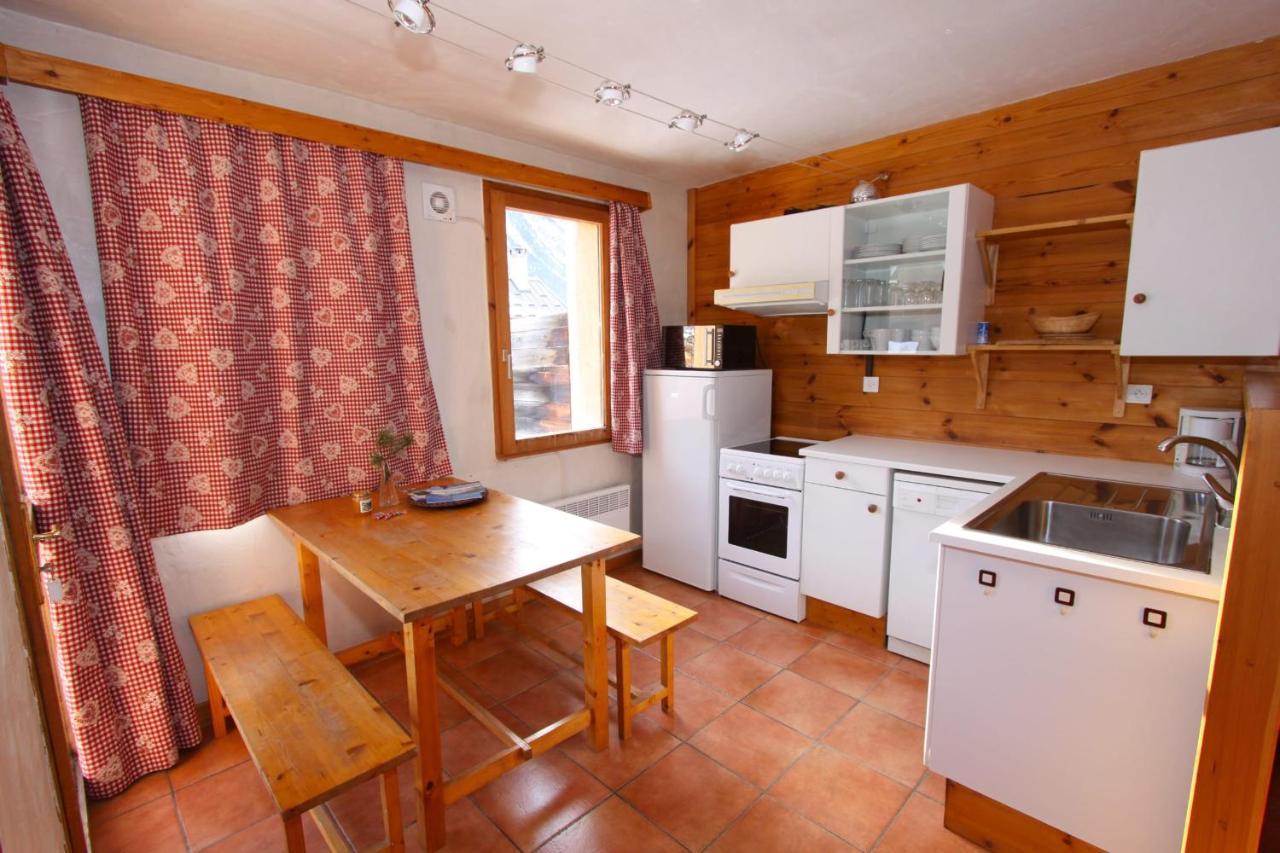 Le Leyrier Hameau Des Chazals Nevache Hautes Alpes Buitenkant foto